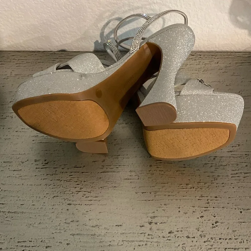 Gianni Bini Glitter Rhinestone Bow Platform Sandals - Picture 8 of 10